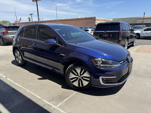 2019 Volkswagen e-Golf SE