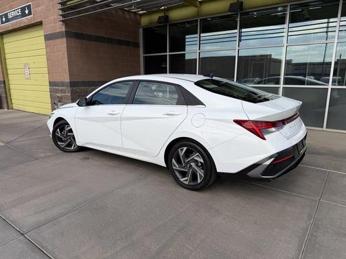 Serenity White 2025 Hyundai ELANTRA Limited