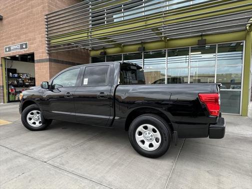 Super Black 2022 Nissan Titan S