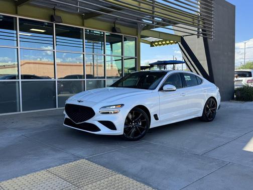 2023 Genesis G70 2.0T RWD