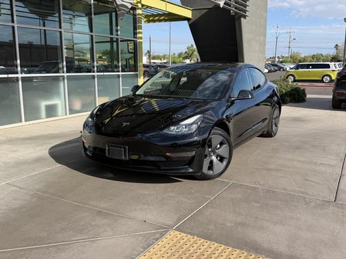Solid Black 2022 Tesla Model 3 Standard Range