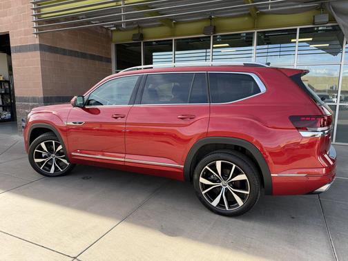 2024 Volkswagen Atlas 2.0T SEL Premium R-Line 4MOTION