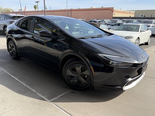 2023 Toyota Prius Prime SE