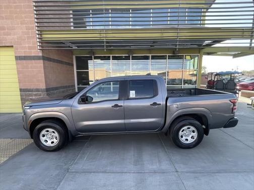 2022 Nissan Frontier S