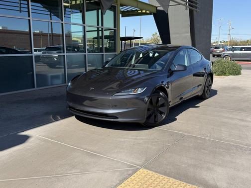2025 Tesla Model 3 Long Range