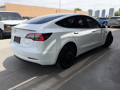 Pearl White Multi-Coat 2023 Tesla Model 3 Performance