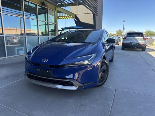 2024 Toyota Prius Prime SE