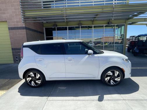 2024 Kia Soul GT-Line