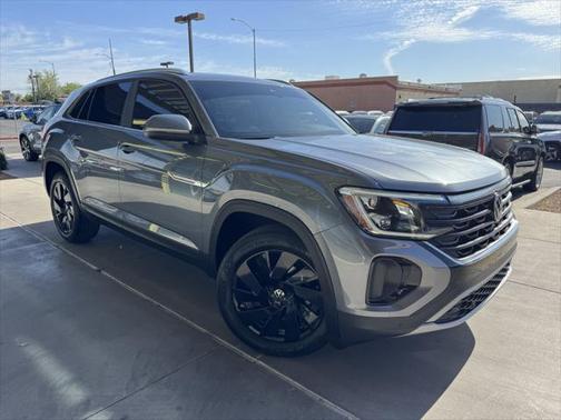 2024 Volkswagen Atlas Cross Sport 2.0T SE w/Technology