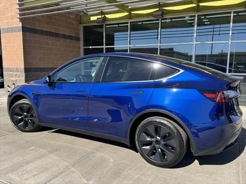 2024 Tesla Model Y Long Range Dual Motor All-Wheel Drive