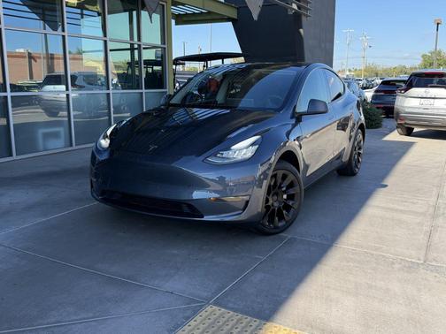 2023 Tesla Model Y Long Range Dual Motor All-Wheel Drive