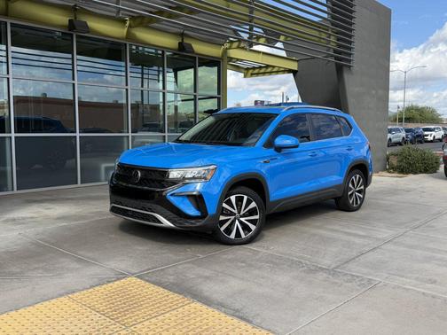 2024 Volkswagen Taos 1.5T SE