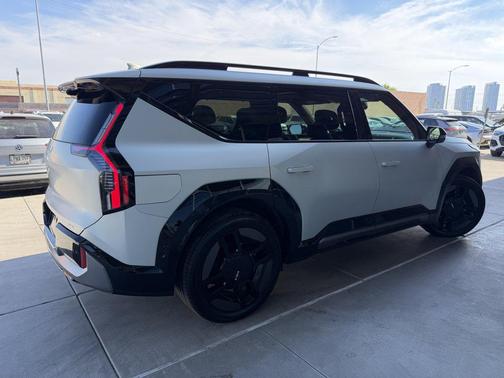 2024 Kia EV9 GT-Line
