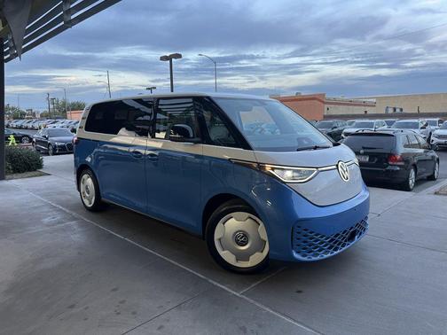 2025 Volkswagen ID. Buzz 1st Edition with 4MOTION