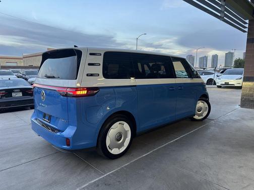 2025 Volkswagen ID. Buzz 1st Edition with 4MOTION