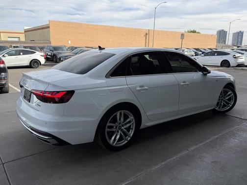 2023 Audi A4 45 S line Premium