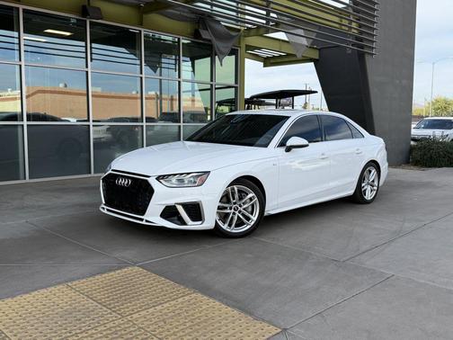 2023 Audi A4 45 S line Premium