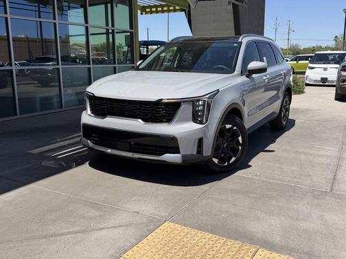 Gravity Grey 2025 Kia Sorento S