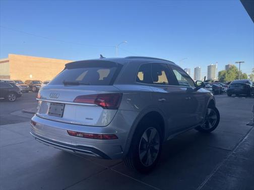 2023 Audi Q5 Prestige 40 TFSI quattro S tronic