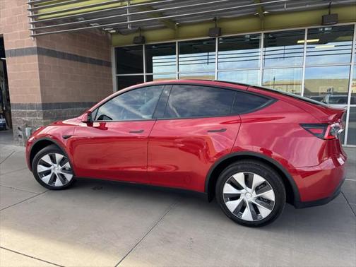 2023 Tesla Model Y Base
