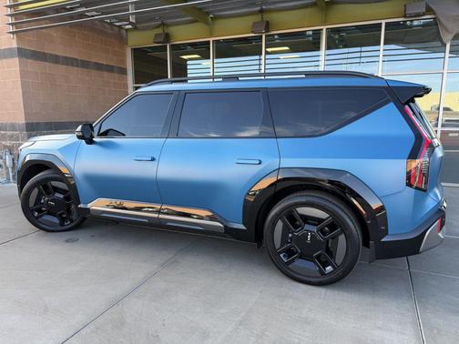 2024 Kia EV9 GT-Line