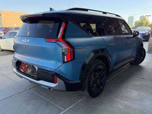 2024 Kia EV9 GT-Line