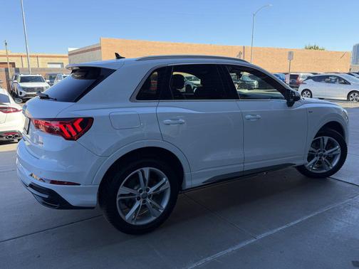 2020 Audi Q3 45 S line Premium