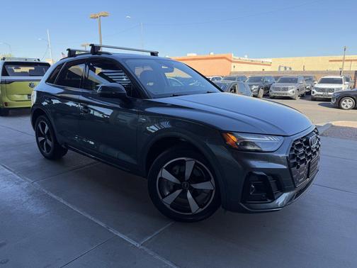 2023 Audi Q5 45 S line Prestige