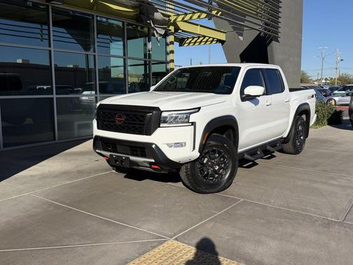 2024 Nissan Frontier PRO-4X