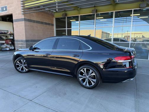 2020 Volkswagen Passat 2.0T SE