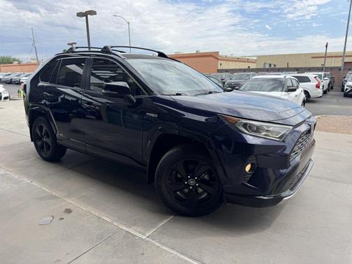 2019 Toyota RAV4 Hybrid SE