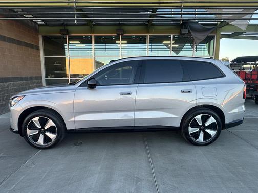 2025 Volvo EX90 Twin Motor Plus