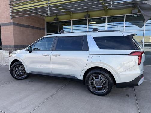 2025 Kia Carnival Hybrid EX
