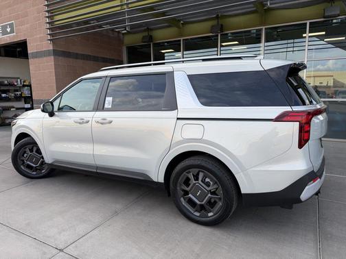 2025 Kia Carnival Hybrid EX