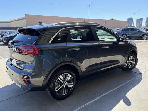 2022 Kia Niro Plug-In Hybrid EX