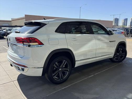 2021 Volkswagen Atlas Cross Sport 3.6L V6 SE w/Technology R-Line