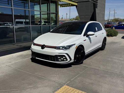 2023 Volkswagen Golf GTI 2.0T SE DSG