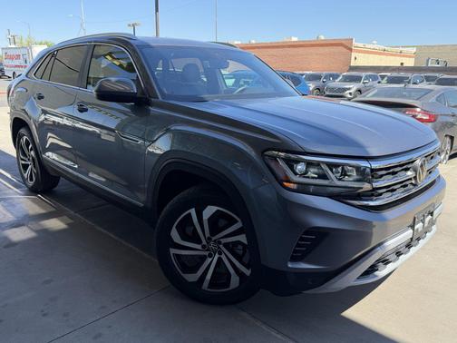 Pyrite Silver Metallic 2023 Volkswagen Atlas Cross Sport 3.6L V6 SEL