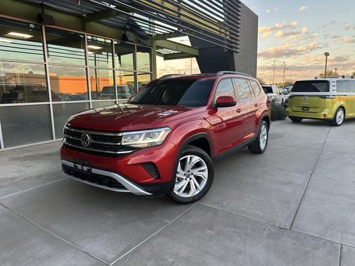 2022 Volkswagen Atlas 3.6L SE w/Technology
