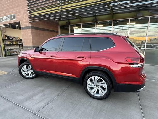 2022 Volkswagen Atlas 3.6L SE w/Technology