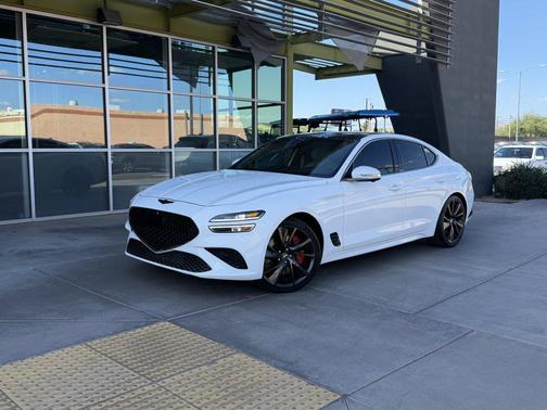 2022 Genesis G70 3.3T RWD