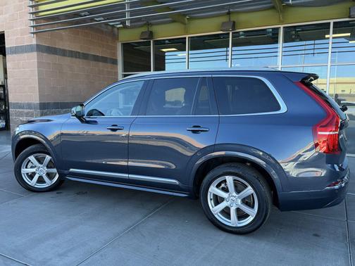 2024 Volvo XC90 B5 Core Bright Theme