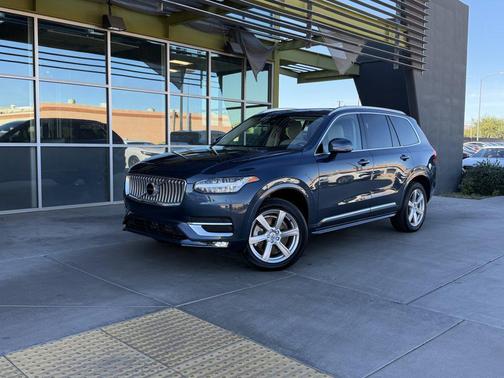 2024 Volvo XC90 B5 Core Bright Theme