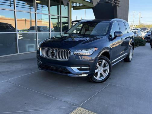 2024 Volvo XC90 B5 Core Bright Theme