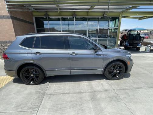 2023 Volkswagen Tiguan 2.0T SE R-Line Black 4MOTION