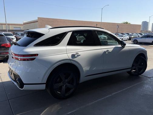 2025 Genesis GV70 2.5T AWD