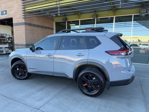 2025 Nissan Rogue Rock Creek