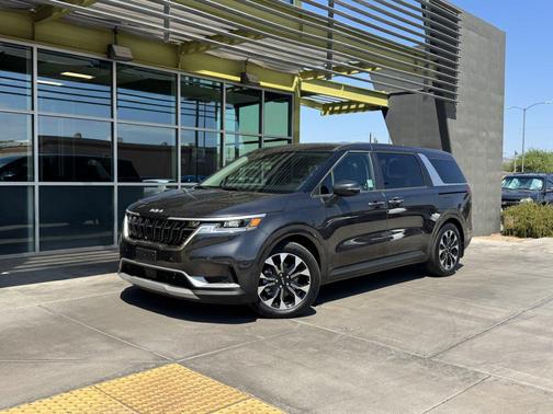 2024 Kia Carnival EX