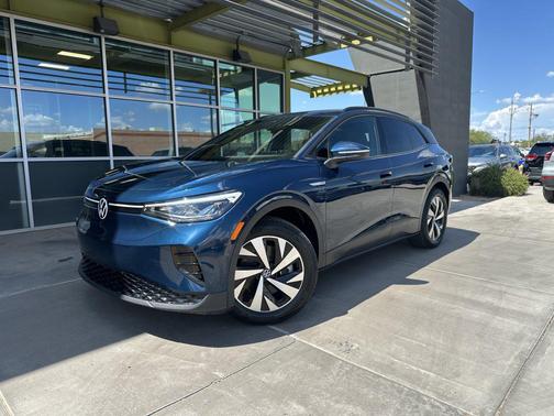 2023 Volkswagen ID.4 Pro