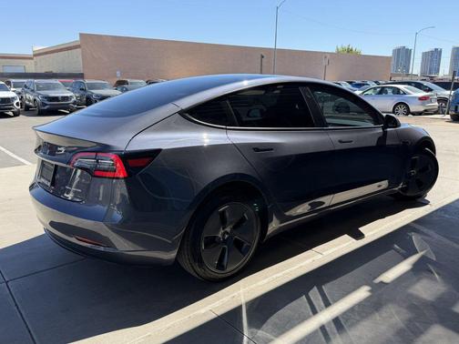 Midnight Silver Metallic 2022 Tesla Model 3 Long Range